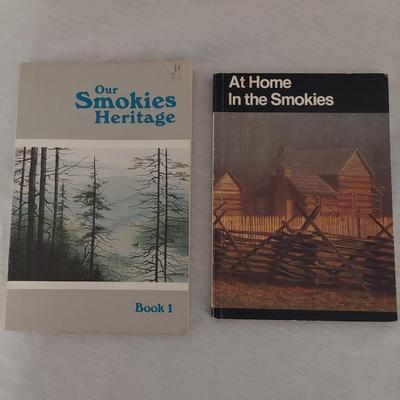 Appalachian Books and Folk Art Saw (GR-BBL)