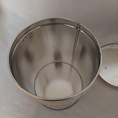 Vintage Tins and Bottles (GR-BBL)