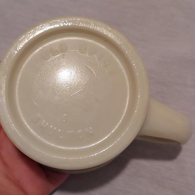 Vintage Personal Care and Grooming Items (GR-BBL)