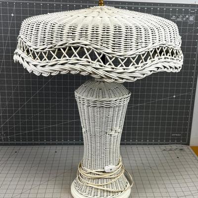 WHITE Wicker Lamp with Shade 