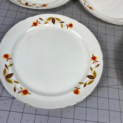HALL Autumn Leaf Dinner Plates 