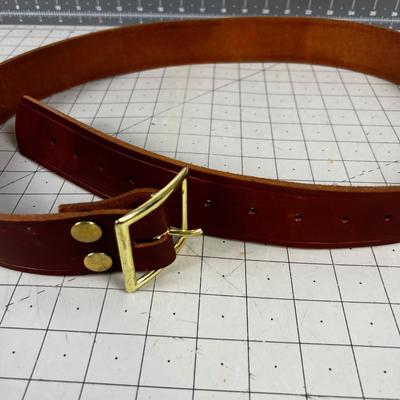 Cabela's NEW Leather Brass Buckle Belt