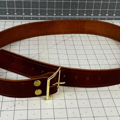 Cabela's NEW Leather Brass Buckle Belt