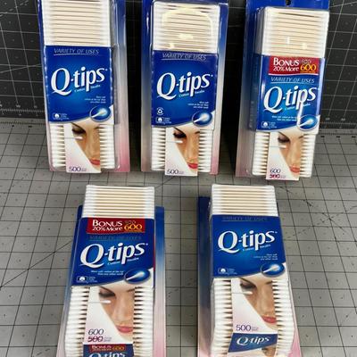 2700 BRAND NEW Q-Tips NEW IN THE BOX