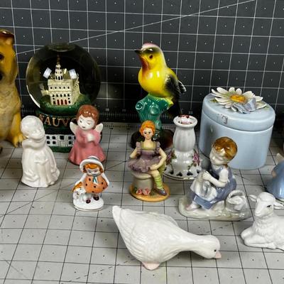 Ceramic Miniatures, Animals etc. LOT