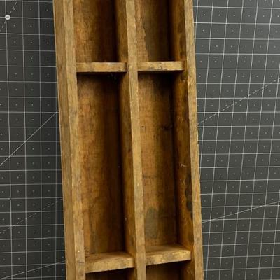 Little Divided Pine Tray 