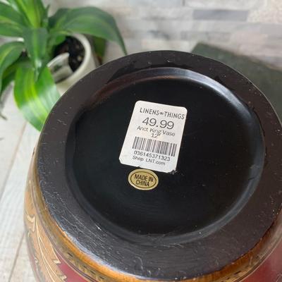 Anct king vase by linens and things