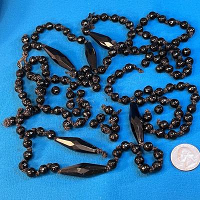 ANTIQUE BLACK FACETED GLASS BEAD NECKLACE NEEDS RESTRINGING