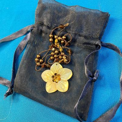 CARVED MOTHER OF PEARL FLOWER PENDANT w/BEADED CHAIN NECKLACE