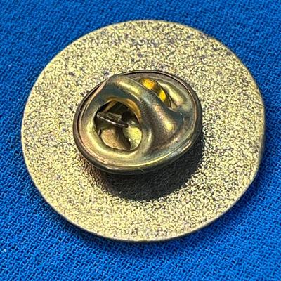 BRASS â€œWE THE PEOPLEâ€ SIGNING OF CONSTITUTION PIN