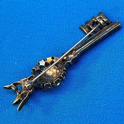 VINTAGE STERLING SILVER CROWN & KEY PIN w/ RHINESTONES