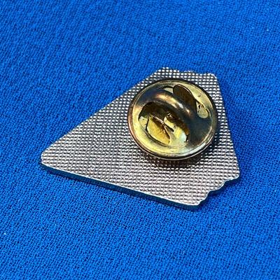 ENAMELED US COAST GUARD, MARINES, NAVY 75 YEAR FLEET RESERVE PIN