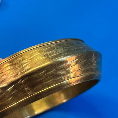 TEXTURED BRASS BANGLE BRACELET