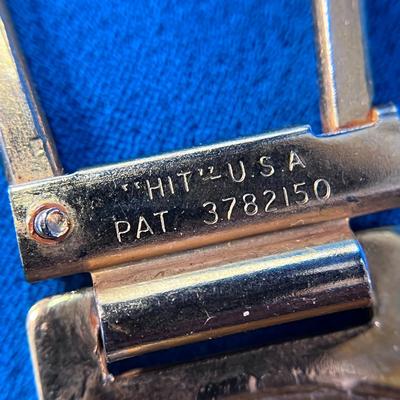 GOLD-TONE US COIN RENDITION KEY FOB MARKED â€œHIT USAâ€