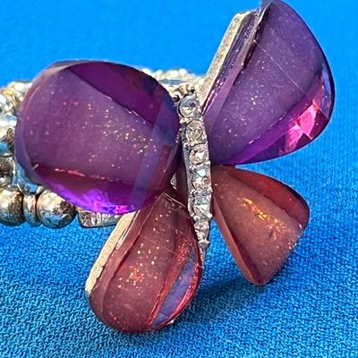 COOL SPARKLY FACETED BUTTERFLY STRETCH RING WITH RHINESTONE BODY