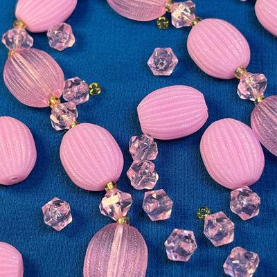 DOUBLE STRAND PINK, GOLD BEADED NECKLACE NEEDS RESTRINGING