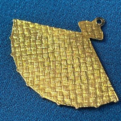 LOVELY CLOISONNE FLORAL FAN CHARM