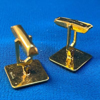 LADY JUSTICE â€œTOTAL CLIENT SERVICE LIBRARYâ€ CUFFLINKS