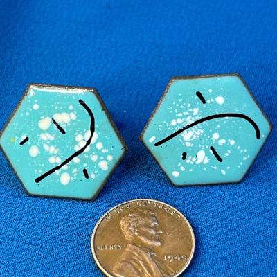 VINTAGE ENAMELED COPPER EARRINGS 