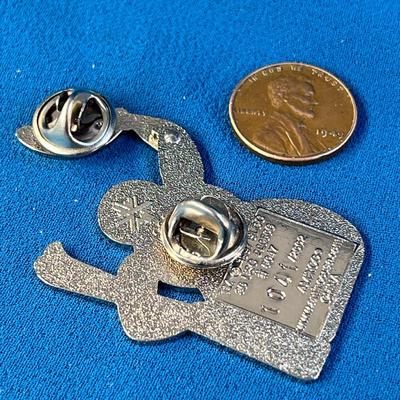 ENAMELED ARTICULATED SNOWMAN 2002 SALT LAKE OLYMPICS PIN IN GIFT TIN