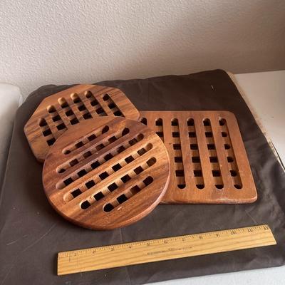 WOODEN TRIVET SET of 3