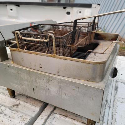 Star deep fryer,  table model, model 530FD