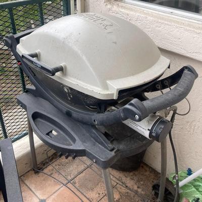 PATIO GAS GRILL