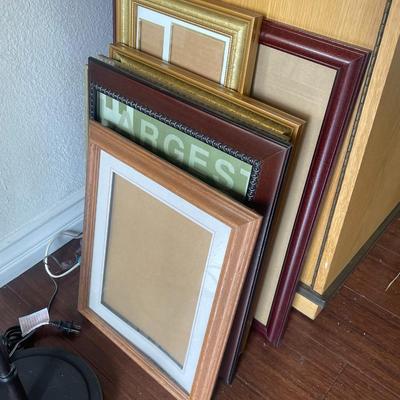 ASSORTED PICTURE FRAMES - Lot of 6