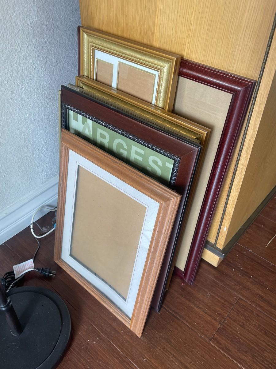 ASSORTED PICTURE FRAMES Lot of 6
