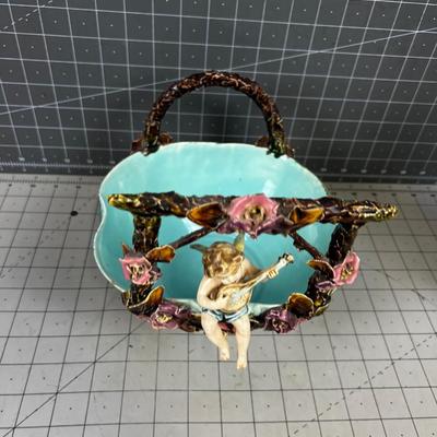 Majolica Green Swinging Angel Twig Bowl 
