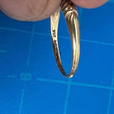 18 K Gold Diamond Solitaire Antique Ring 