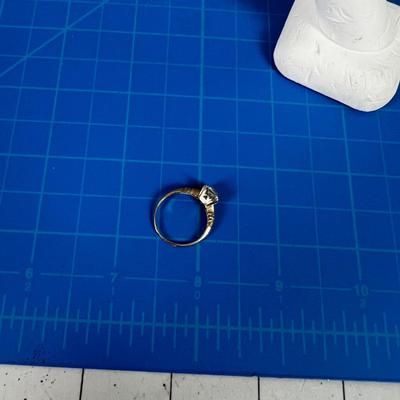 18 K Gold Diamond Solitaire Antique Ring 