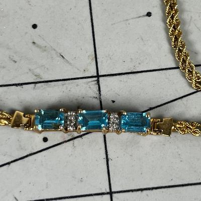 14 k Gold with Aquamarine Stone BRACELET - NICE!!! Pretty! 
