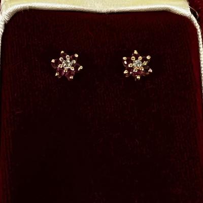 Ruby 6 pointed  Star Earrings 