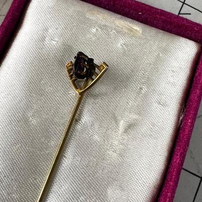 Antique Gold Stick Pin NOT Marked Oval Amethyst 