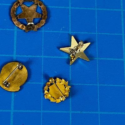 5 Antique Masonic Lapel Pins, 1 is marked 10 K 