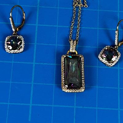 Earrings and Pendant Iridescent stone marked 9.25 PRETTY! 