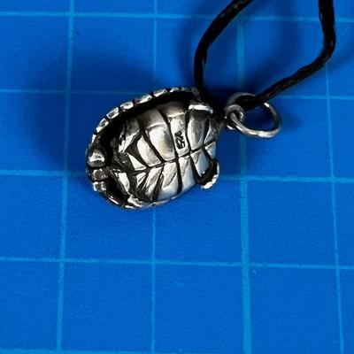 Silver Turtle Pendant CUTE!