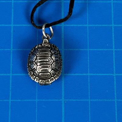 Silver Turtle Pendant CUTE!