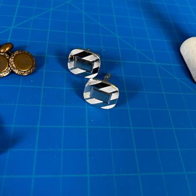 Collection of Men's Vintage Cufflinks 
