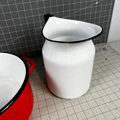 2 Piece of Vintage Enamel ware