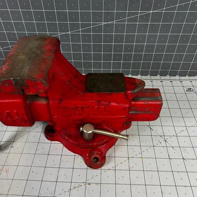 Craftsman 4-1/2" Bench Vice