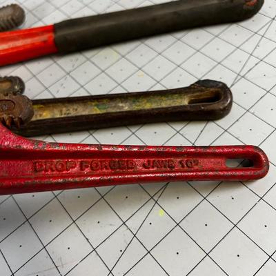 3 Pipe Wrenches 