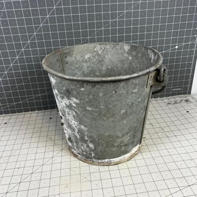 Galvanized BUCKET 