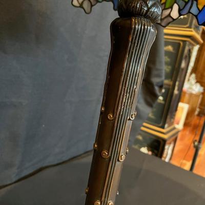 Tiffany Style Stainglass Lamp by Quoizel Collectables