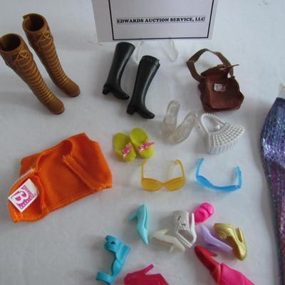 Lot of Misc Barbie Sized Accessories