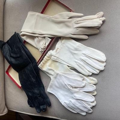 Assorted Ladies GLOVES