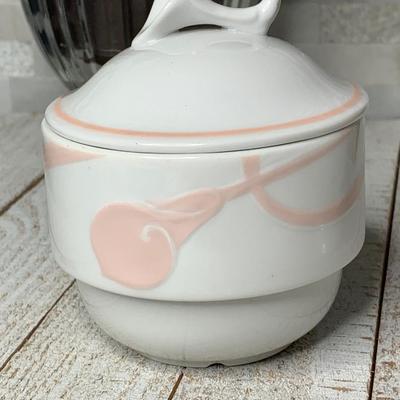 Vintage Mikasa â€œclassic flair peachâ€ Embossed Calla Lilies sugar bowl set