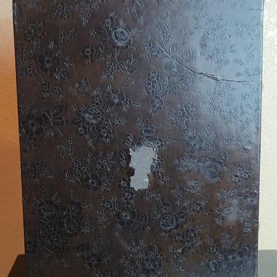 Vintage Book Box 'The Old Man and the Sea"