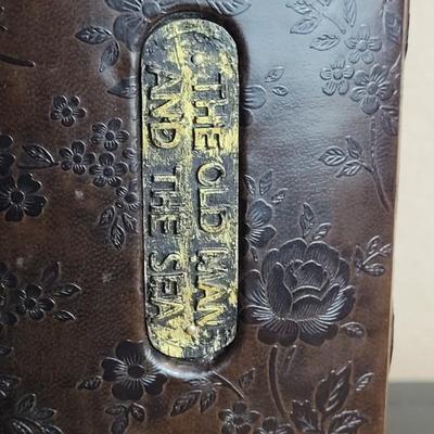 Vintage Book Box 'The Old Man and the Sea"